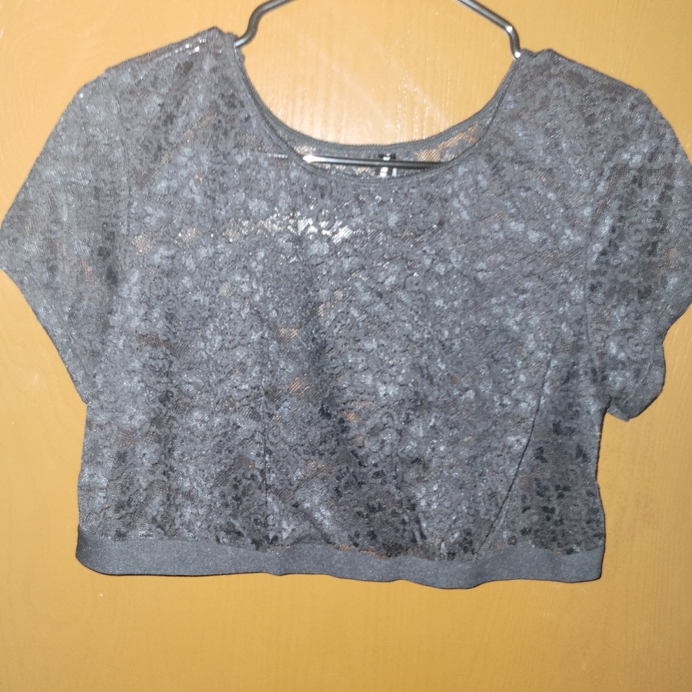 Gorgeous lace crop top